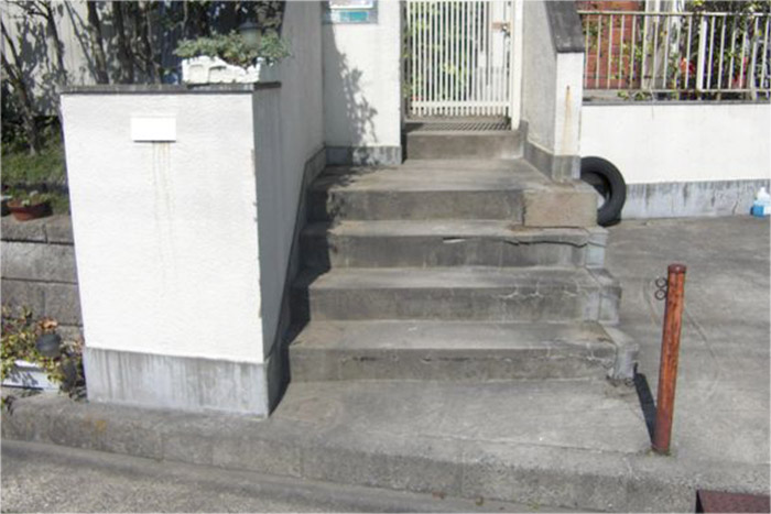 階段・コンクリート塀改修:BEFORE
